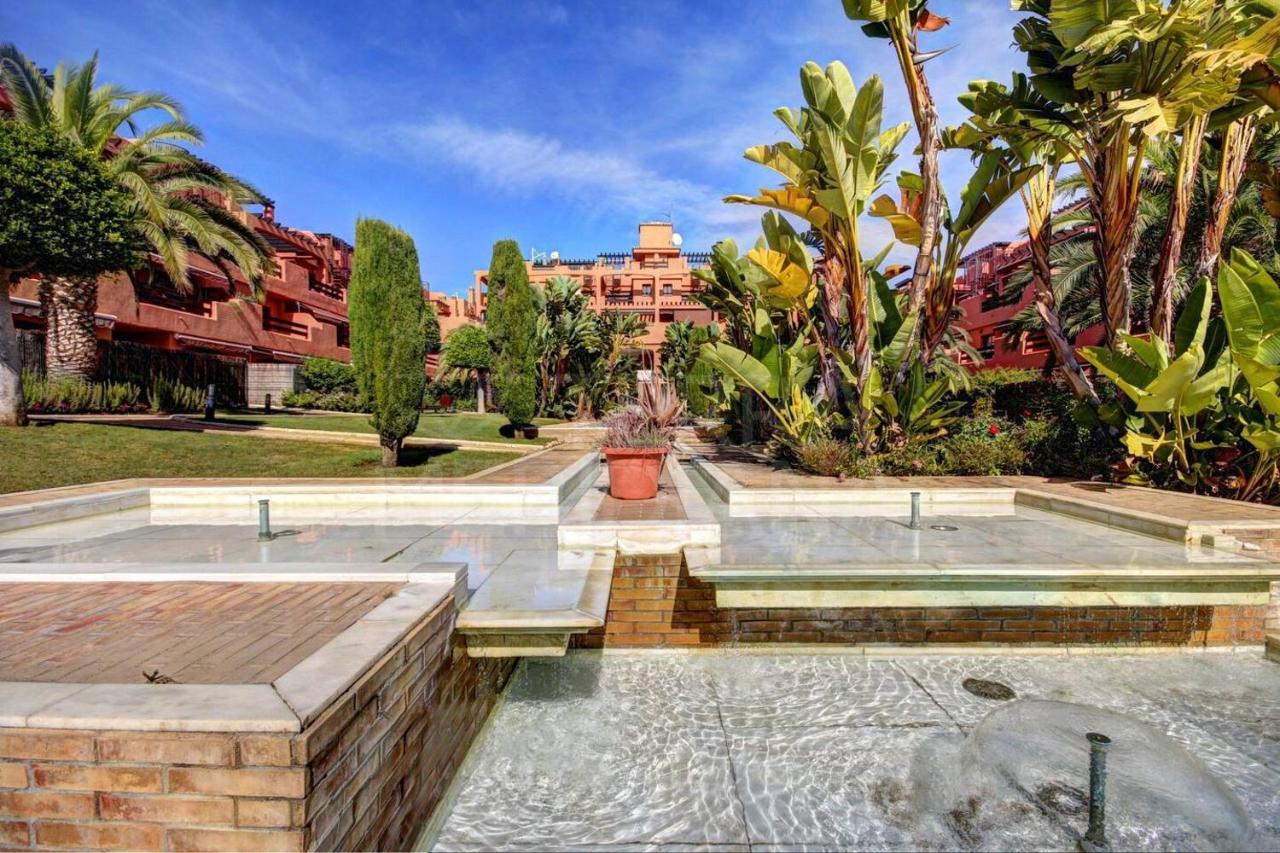 Apartamento al mar Estepona Exterior foto